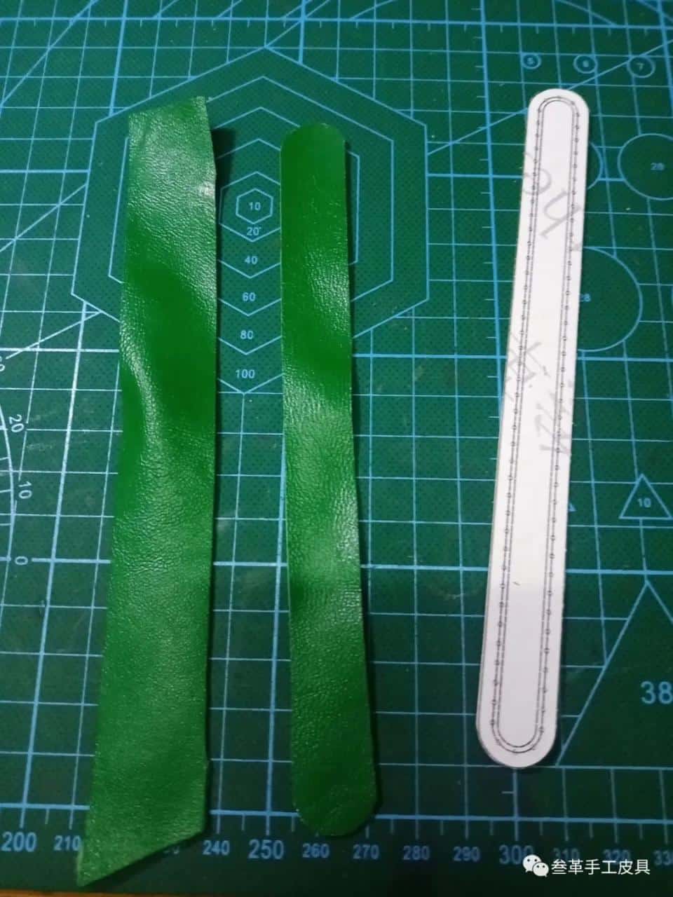 皮手环简单制作教程